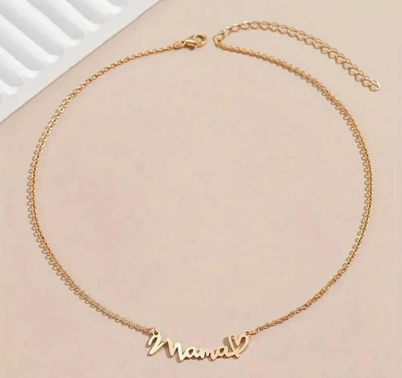 MAMA HEART PENDANT CHAIN NECKLACE