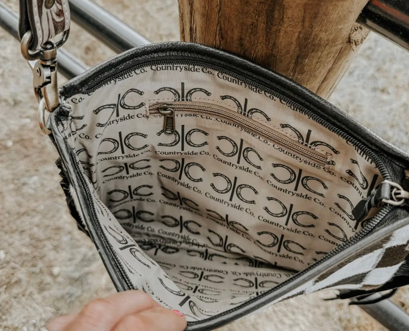 RODEO SQUARE COWHIDE CHECKERED PURSE