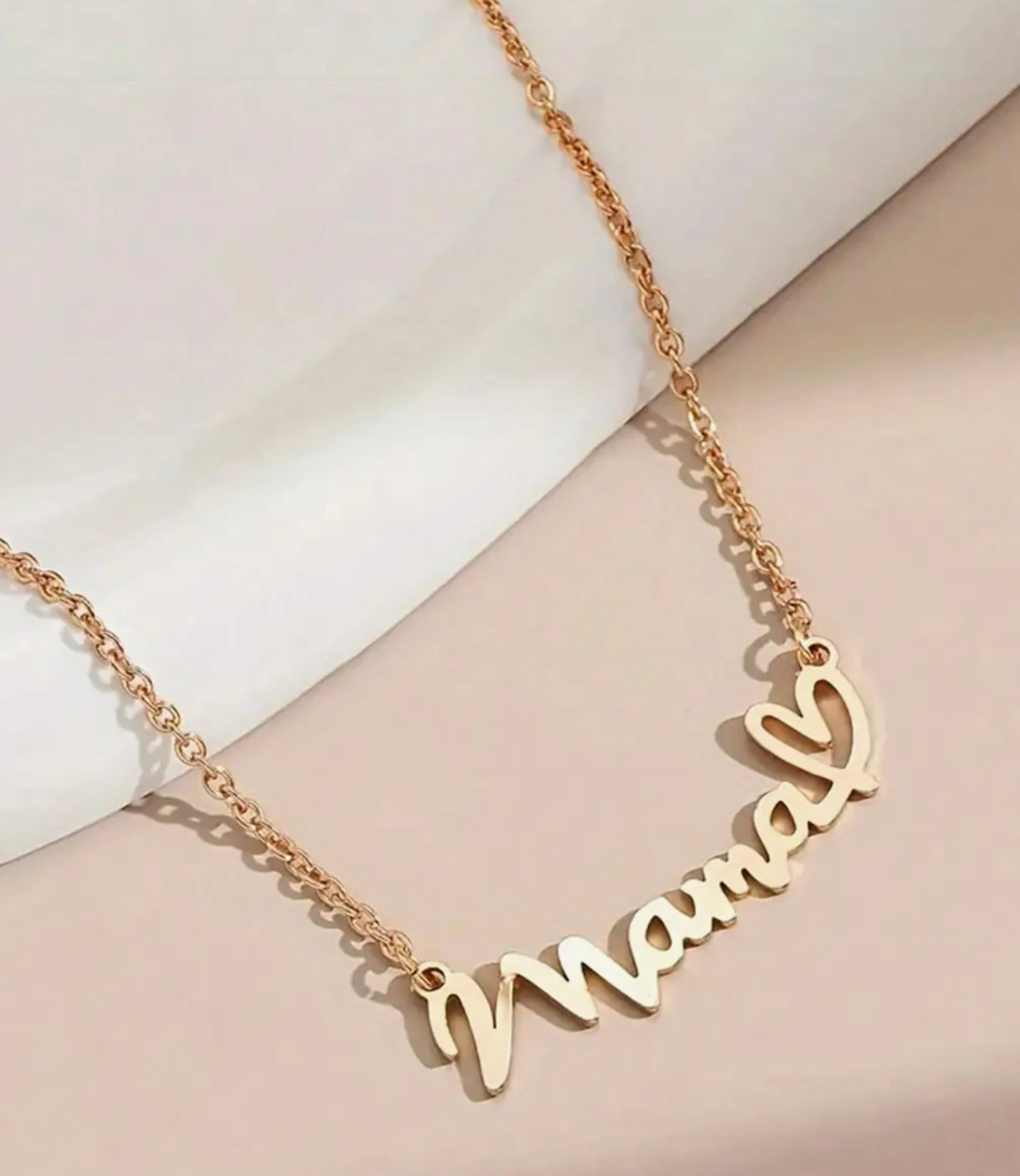 MAMA HEART PENDANT CHAIN NECKLACE