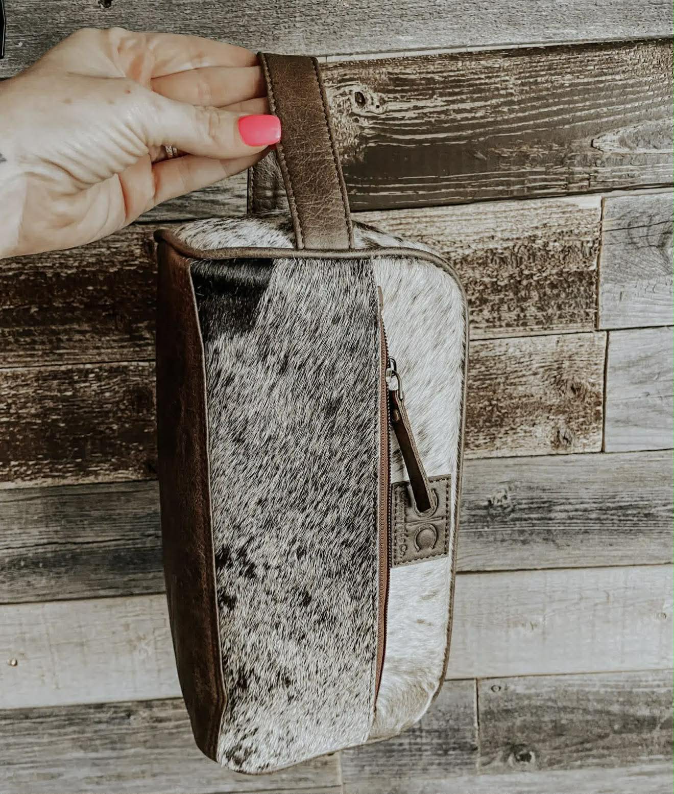 Cowhide toiletry Bag for Men or Women