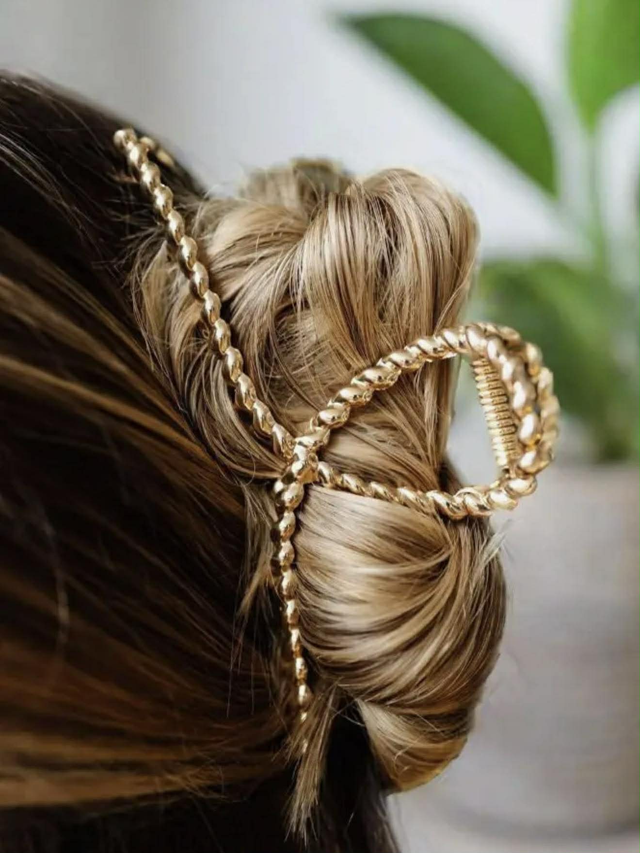 TWIST LARGE ALLOY HAIR CLIP