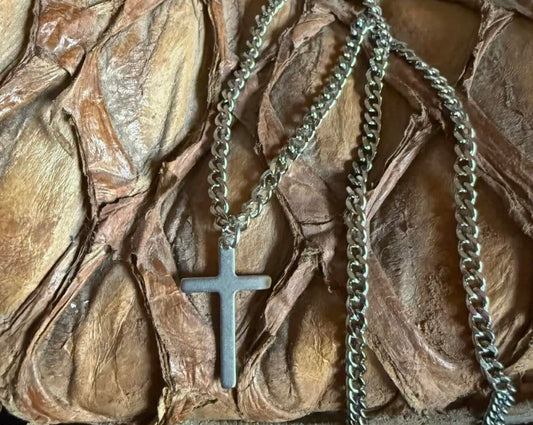 CROSS NECKLACE FOR ANYBODY