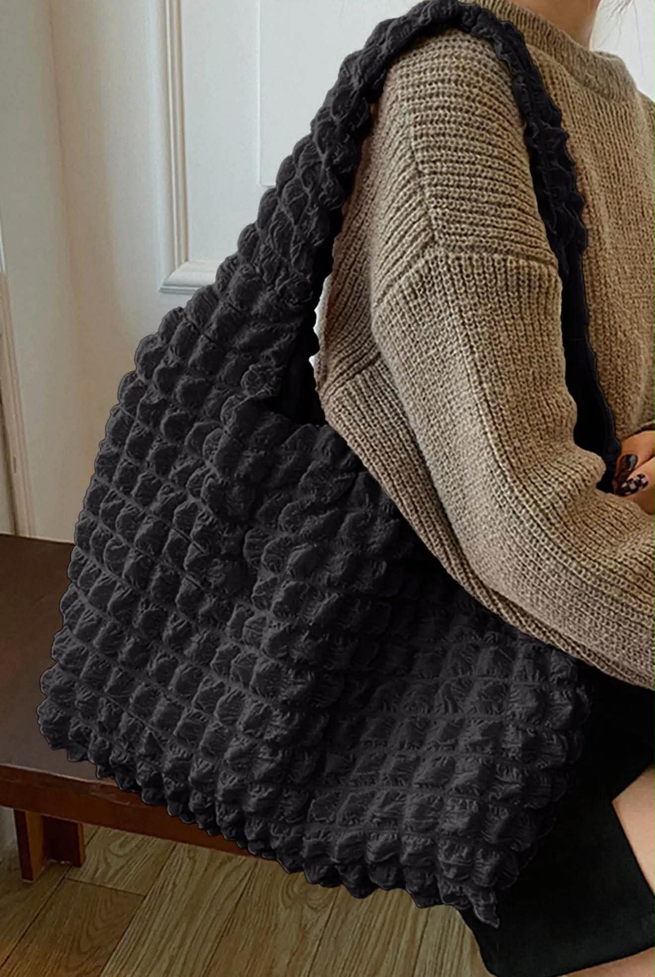 SOLID BUBBLE TEXTURED LARGE TOTE BAG