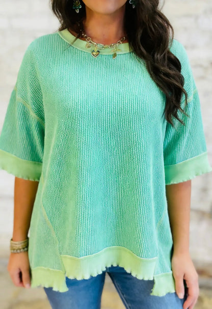 DISTRESSED LUCKY TOP