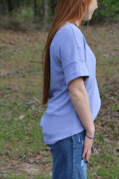 WAFFLE V NECK SHORT SLEEVE KNIT TOP